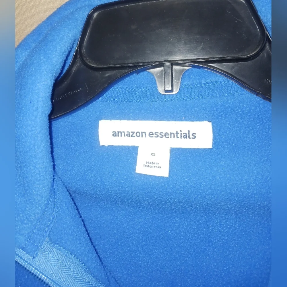 Amazon Essentials Jacket - Picture 3 of 3